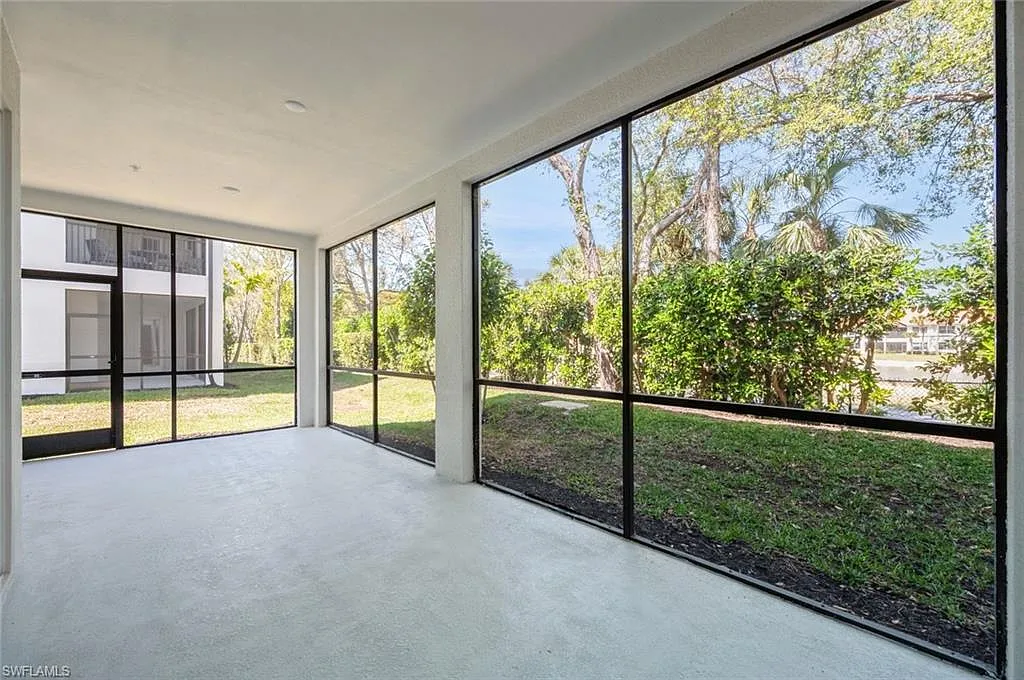 3 bed, 2.0 bath, 1710 sqft, $5,400 — Photo 3