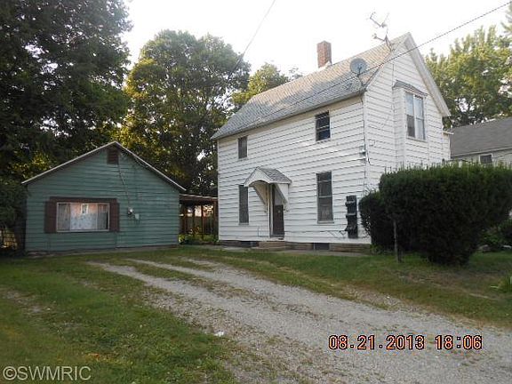 4th image of 214 S Lincoln Ave
