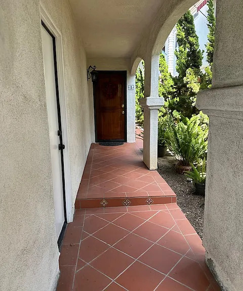 1002 El Prado #A — Photo 4