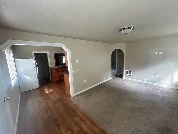 4th image of 19213 Beaver Falls Rd
