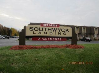 2211 Foxbourne Rd, Toledo, OH 43614