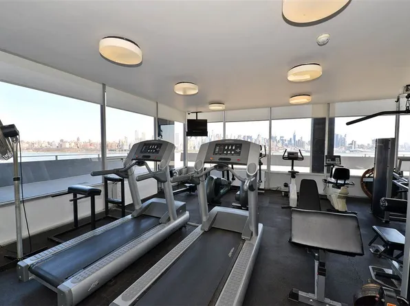 6050 Blvd East image 28 of 40