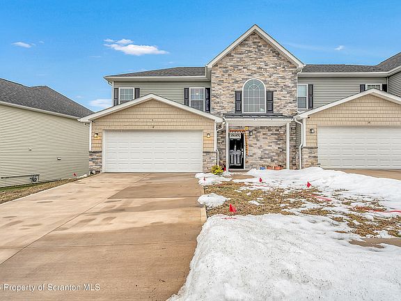 2nd image of 12 Anna Dr