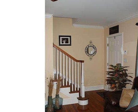 2nd image of 1905B Gilpin Ave #B