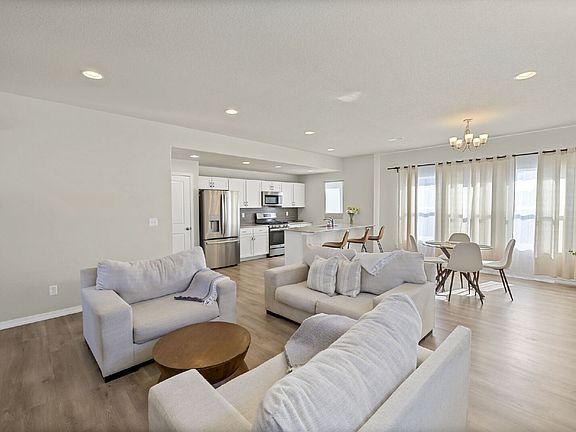 4th image of 7430 Alatna Pl