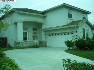 5801 Cabernet Dr, Vallejo, CA 94591