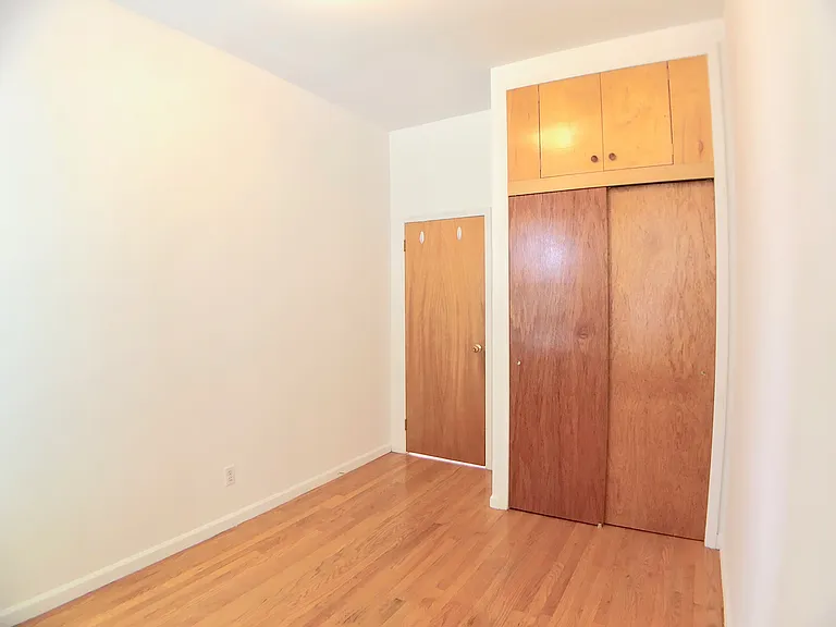 145 S 4th St #3 — Photo 6