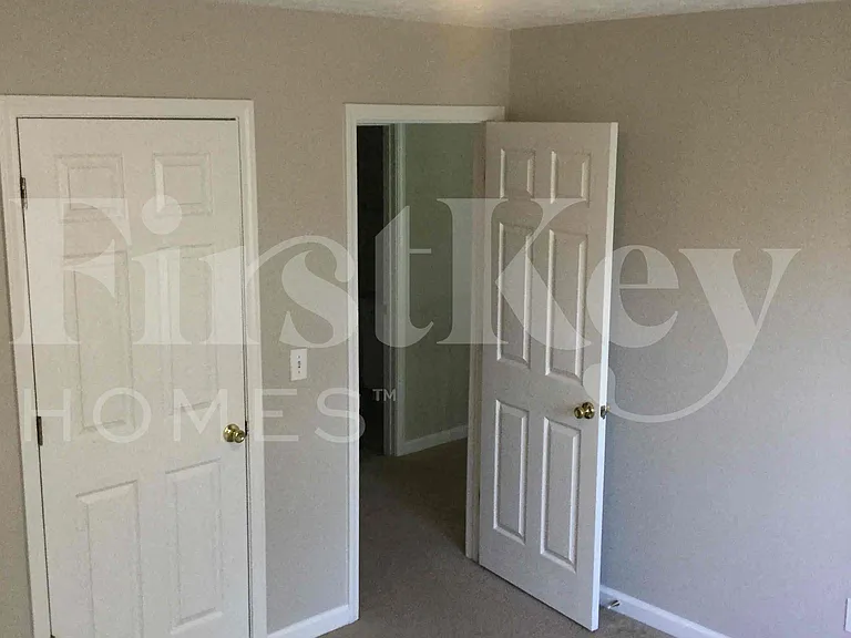 162 Olympic Dr — Photo 22