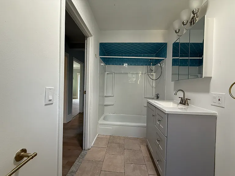 191 Ontario St #2R — Photo 8
