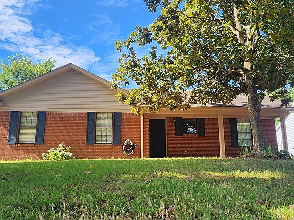 2nd image of 10229 Yates Dr