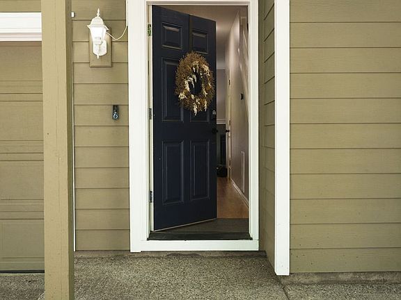 3rd image of 7548 NE Callan Ct