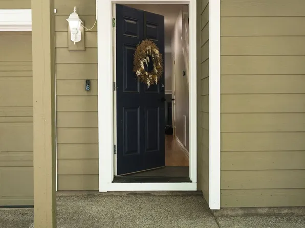 7548 NE Callan Ct, Hillsboro, OR 97124