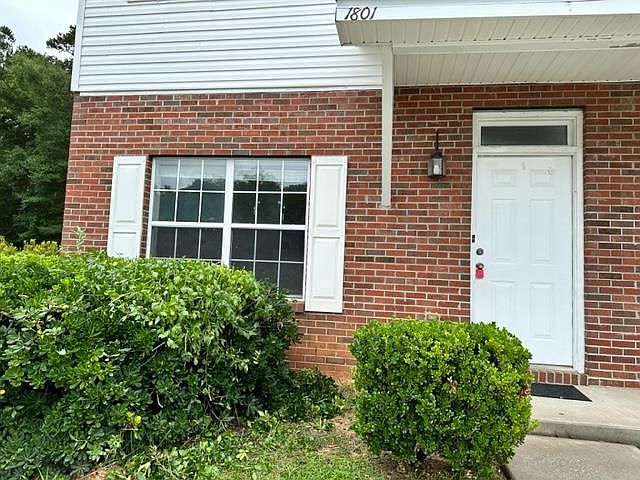 1st image of 1801 Nena Hills Dr