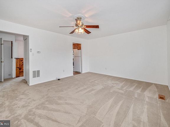 4th image of 5 Farnsworth Rd