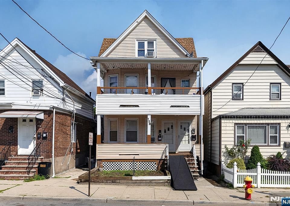 1st image of 128 Ackerman Ave