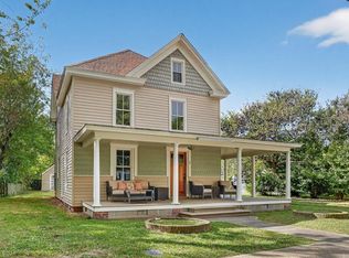 7 Onancock St, Onancock, VA 23417