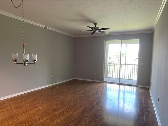 3rd image of 5681 Bentgrass Dr Unit 202