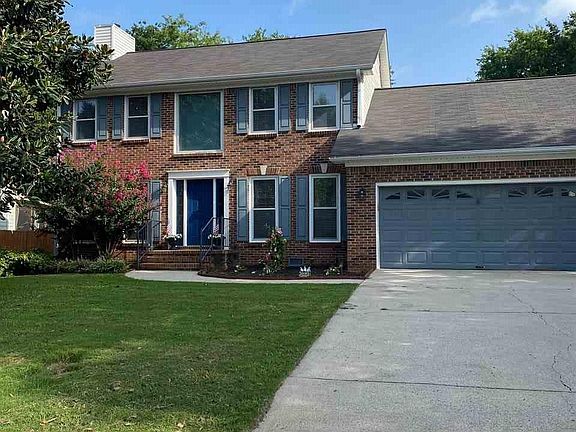 2nd image of 1243 Meadow Park Dr SE
