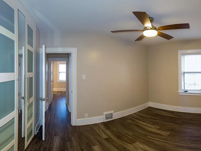 3458 N Steele St — Photo 22