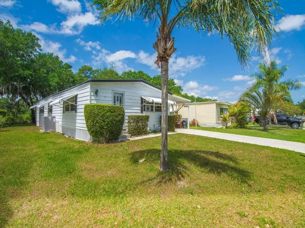 139 Camino Del Rio, Port St Lucie, FL 34952