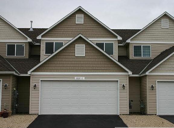 2nd image of 12121 Xylite Street NE
