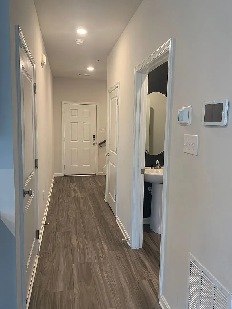 3 Bedroom in Northeastern SD Locust Run — Photo 4