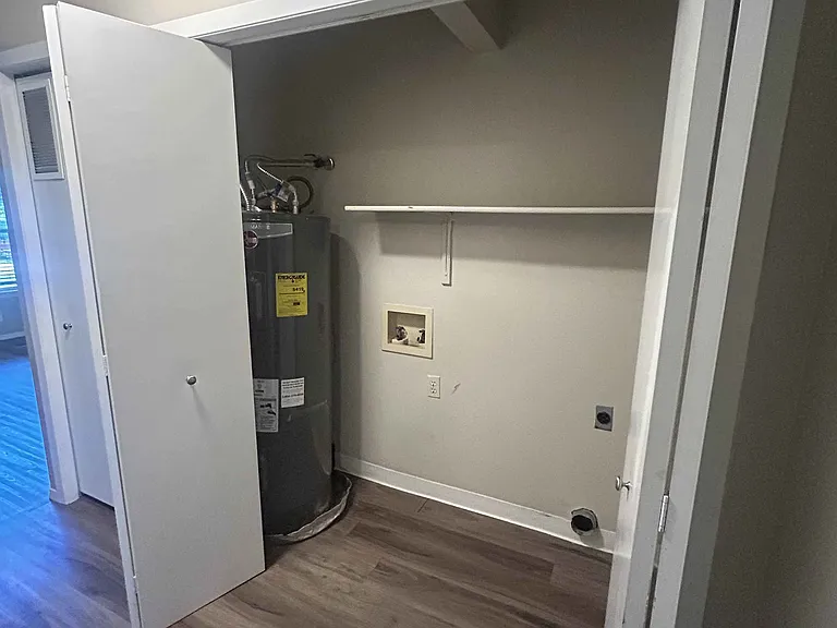 1498 N Hartman St #102 — Photo 5