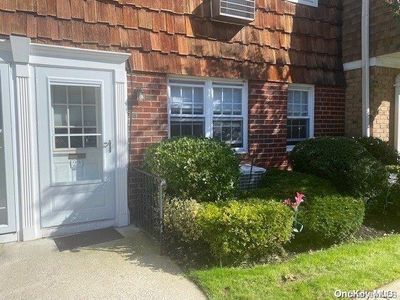 1 Anchorage Lane #2A, Oyster Bay, NY, 11771