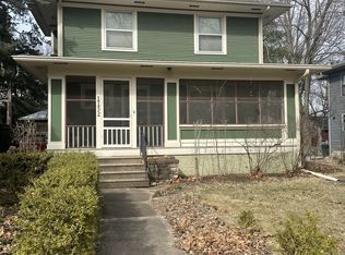1152 E Court St, Iowa City, IA 52240