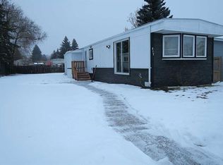 817 W Bayview Rd, Strathmore, AB T1P 1C9