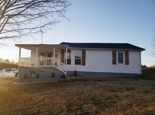 460 Boat Dock Rd, Hartsville, TN 37074