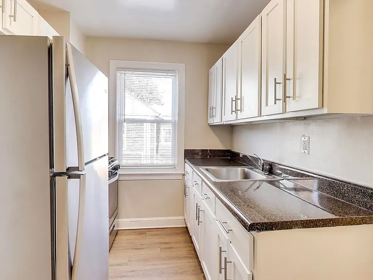 8505 Flower Ave — Photo 6
