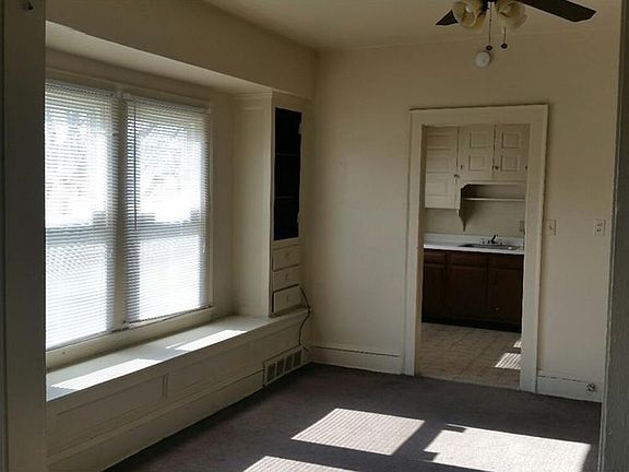 5th image of 12001 Imperial Ave