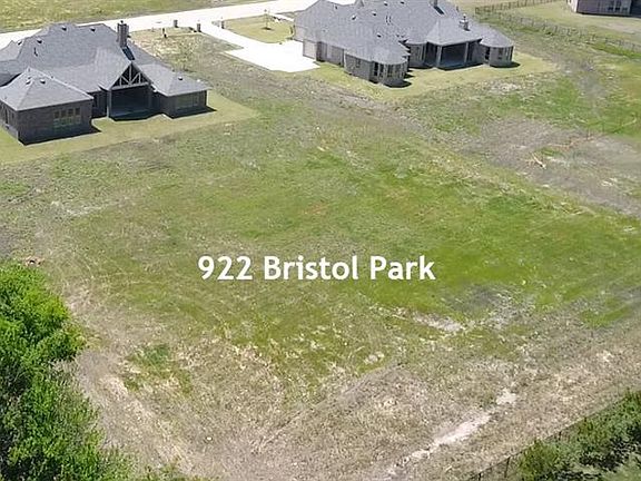 4th image of 922 Bristol Park