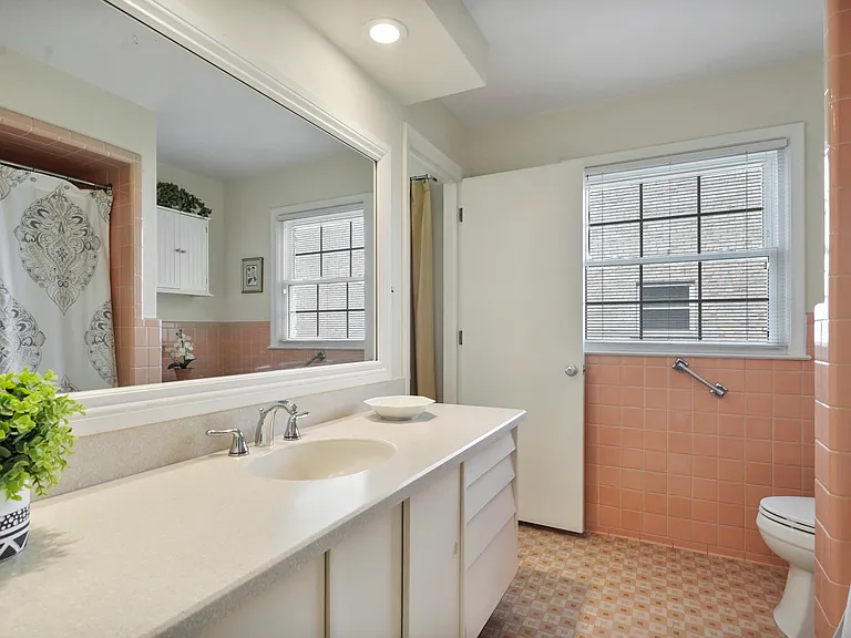 360 Neff Rd — Photo 14