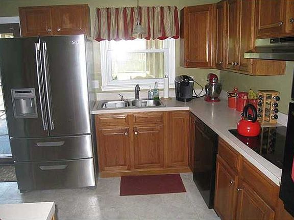 5th image of 101 Opal Dr