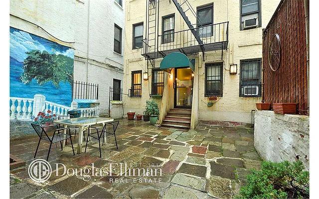 Sold by Douglas Elliman | media 19