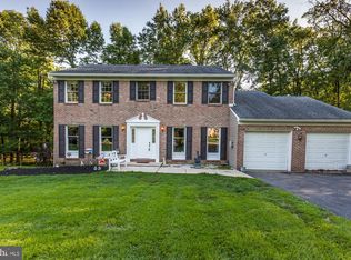 4304 Trophy Dr, Upper Chichester, PA 19061