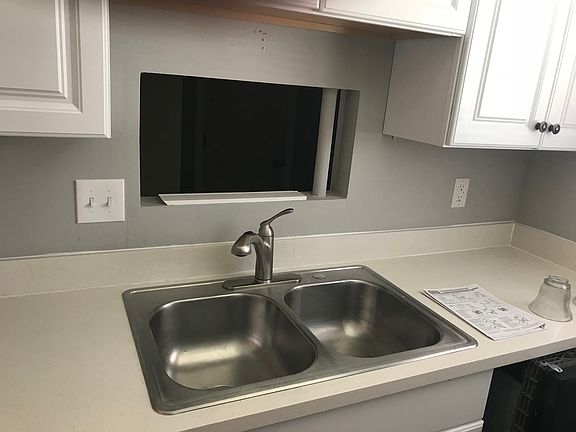 5th image of 7812 Betsy Ross Cir