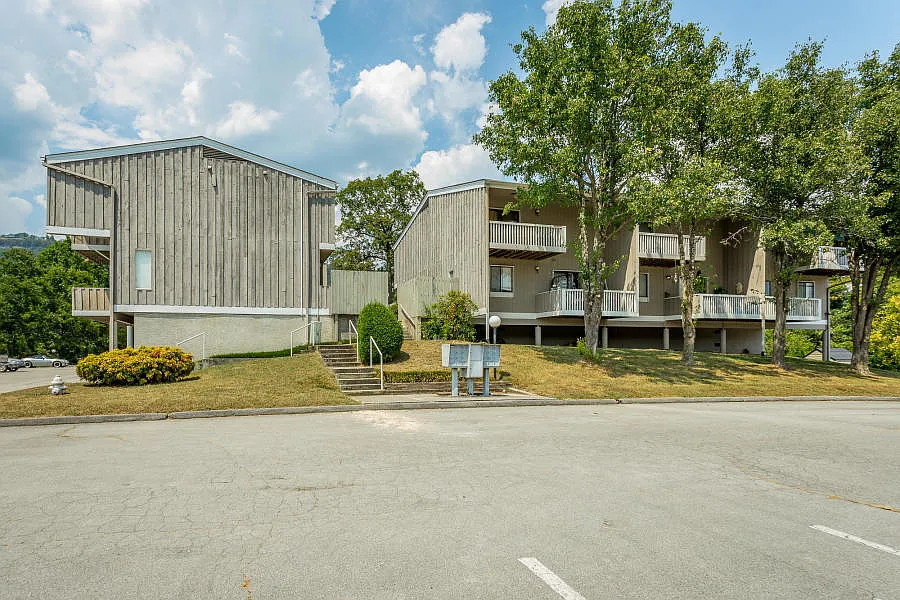 800 Reads Lake Road - 317 — Photo 2
