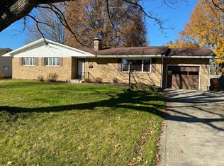 384 Jefferson Rd, Newark, OH 43055
