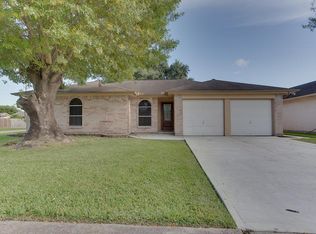 9946 Shell Rock Rd, La Porte, TX 77571