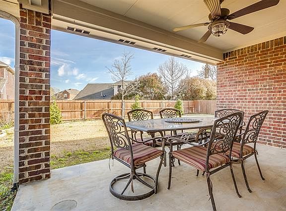 5th image of 1133 Destrehan Dr