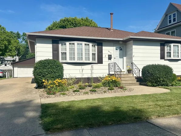 411 1st Ave, Ottawa, IL 61350
