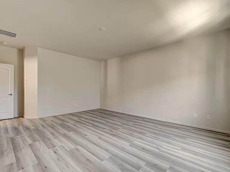 9522 Vega Carpio Ave — Photo 23