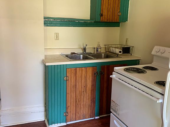 3rd image of 31 Isham St #31