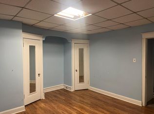 221 Avon Rd, Upper Darby, PA 19082