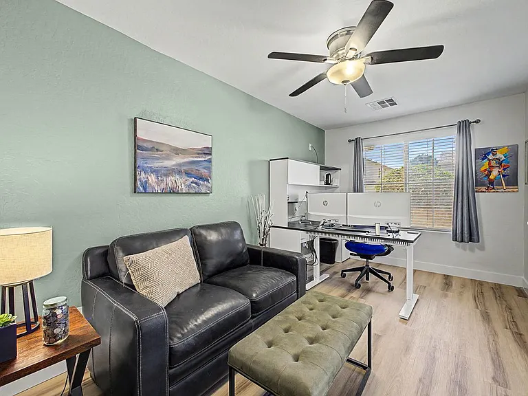 5924 W Park View Ln — Photo 8