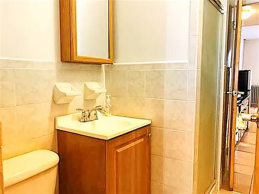 Rented by Friedman Roth Realty | media 25