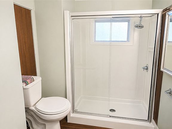 5th image of 1674 Brodhead Rd